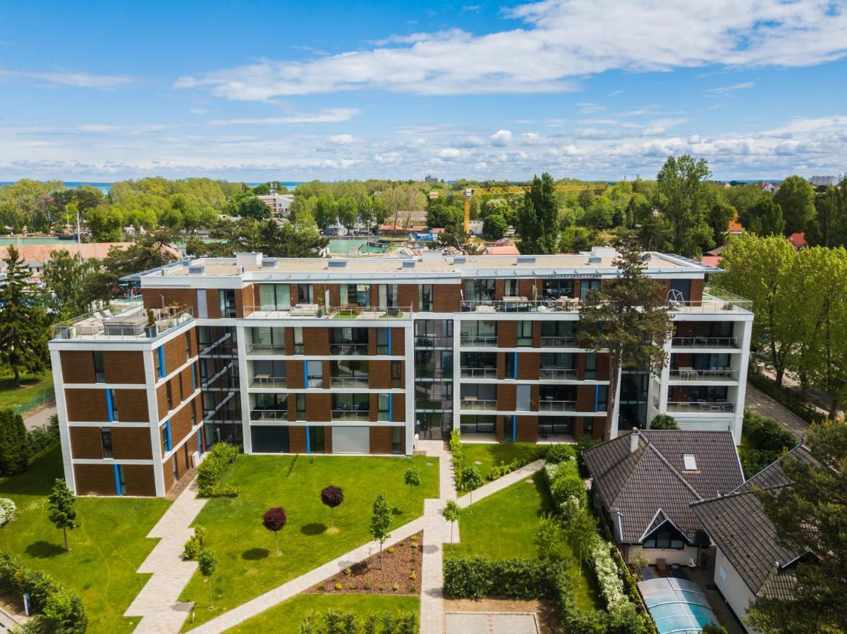 Mf Port Azur Wellness Apartments Siofok Luaran gambar