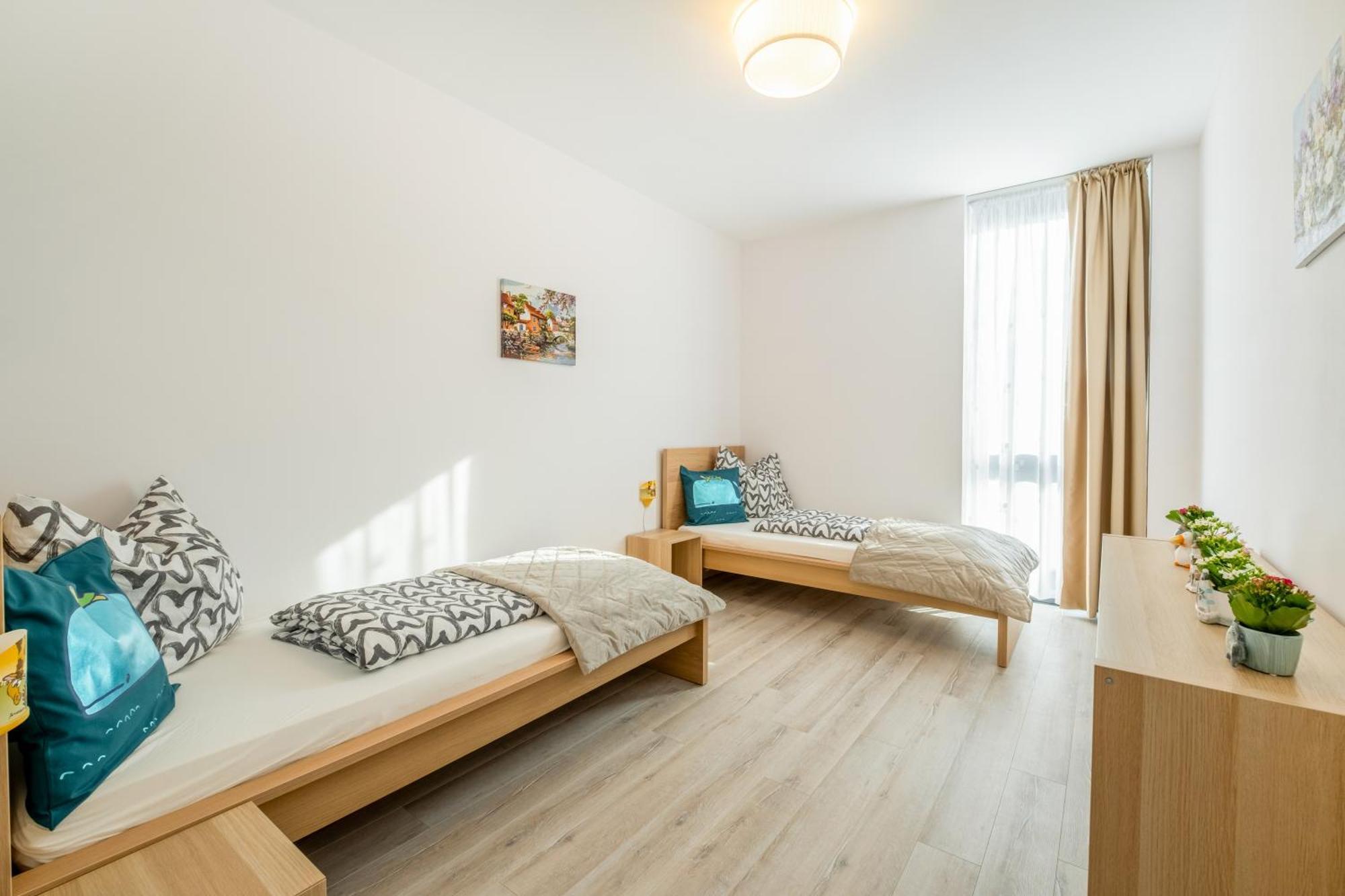 Mf Port Azur Wellness Apartments Siofok Luaran gambar