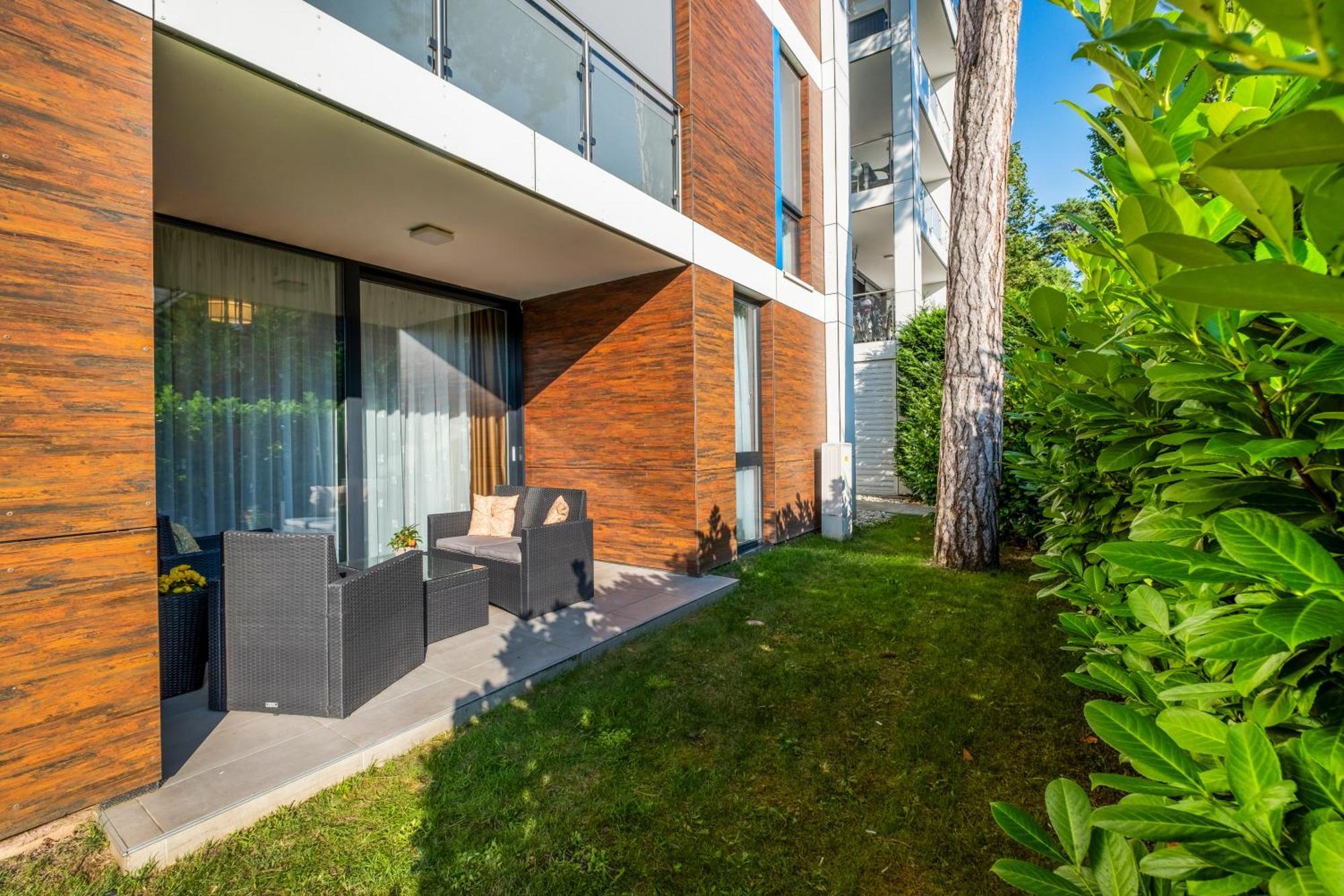 Mf Port Azur Wellness Apartments Siofok Luaran gambar